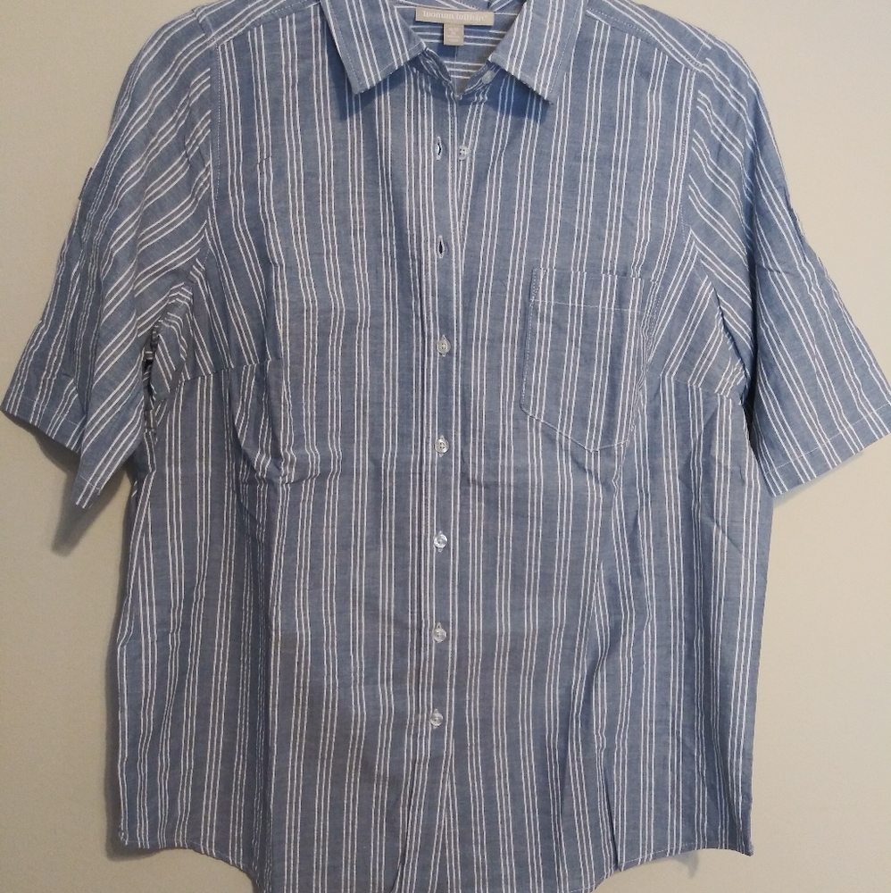 NWOT Blue and white stripes button down top